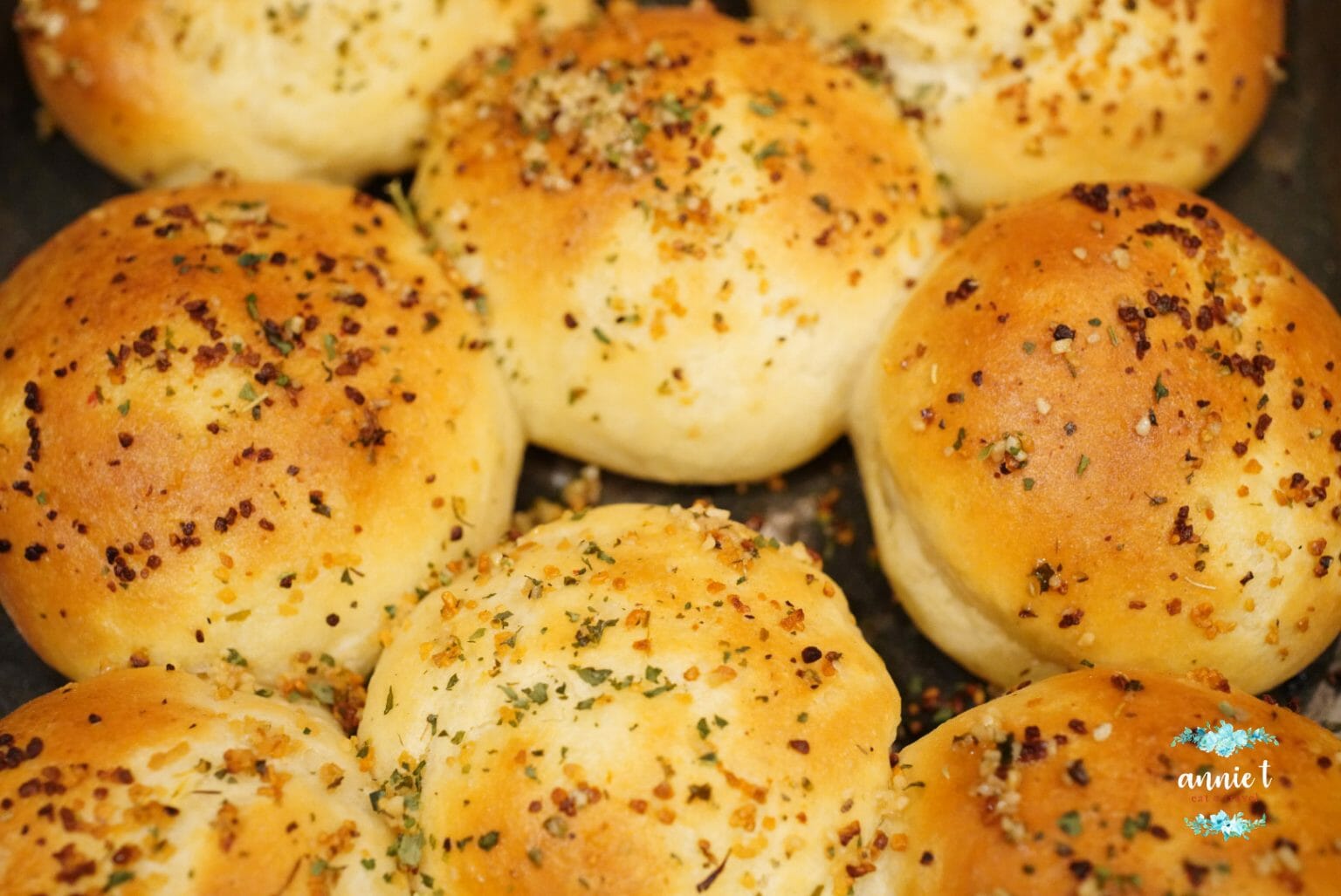 Garlic Roll Recipe Annie T Eat Travel