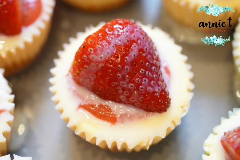 Read more about the article Strawberry Cheesecake Recipe