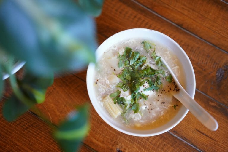 Read more about the article Vietnamese Crab & Asparagus Soup (Sup Mang Cua) Recipe